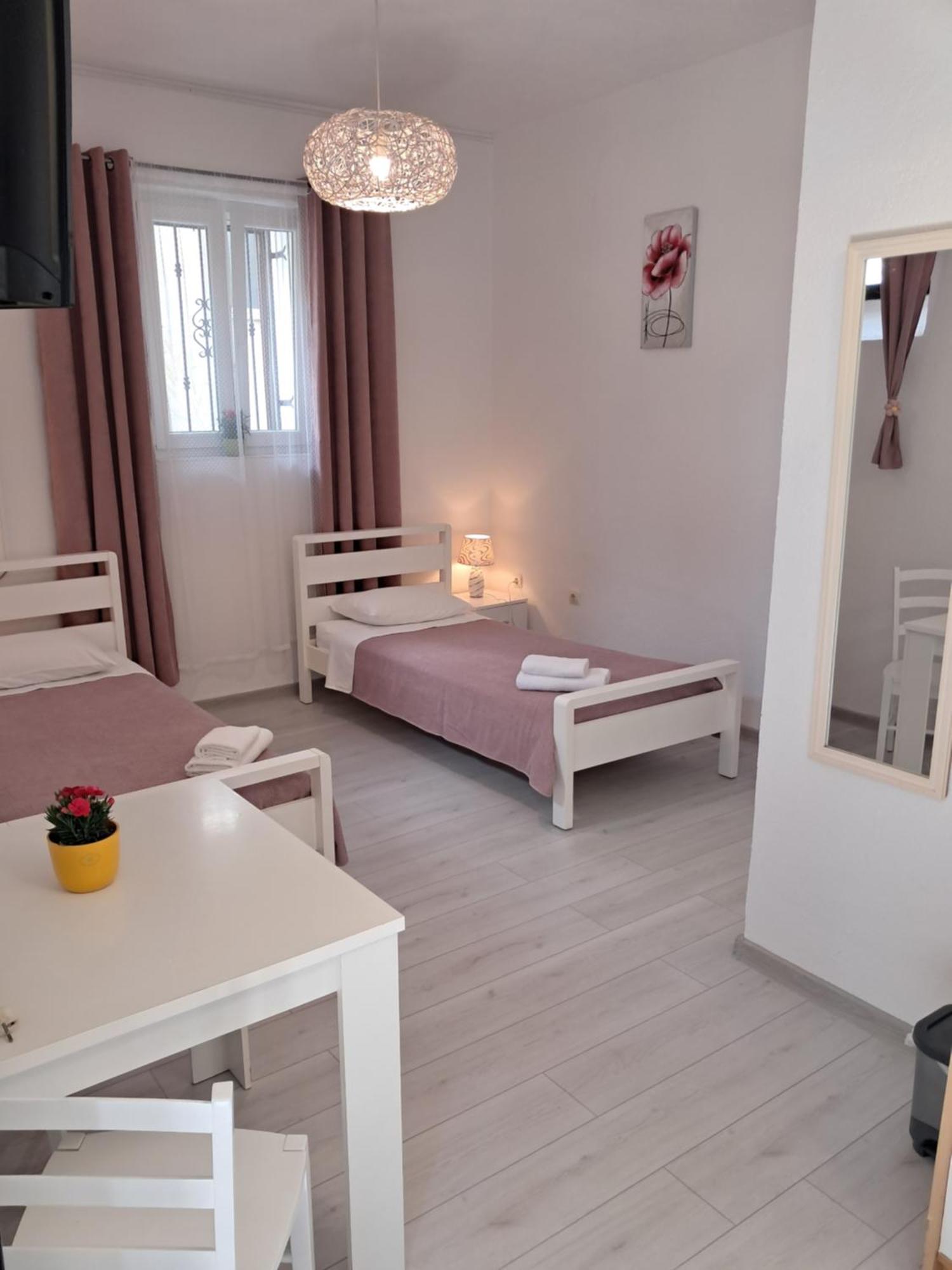 Summer Bay Apartments Split Eksteriør billede